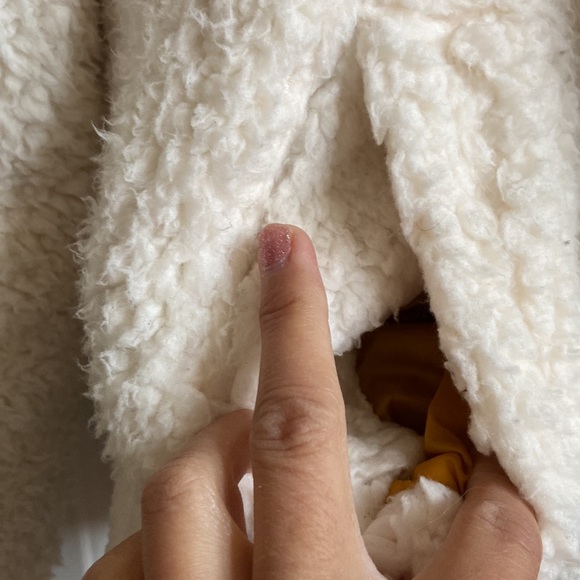 Beautiful reversible Sherpa bomber style jacket - Picture 4 of 6